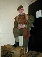 Contribution to the acquisition of a high quality figure of a Signals Officer of 1944 for the Museum's military gallery.